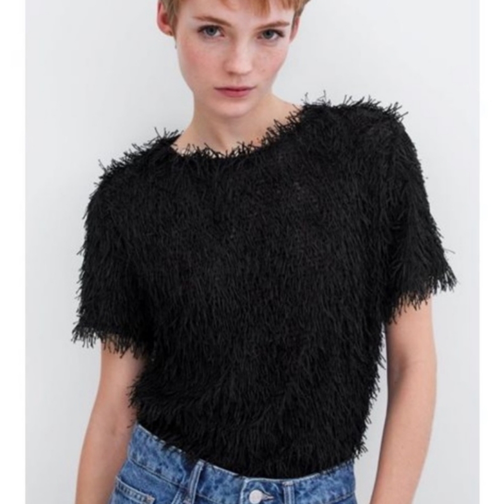 Zara Black Textured Fringe Crop Top